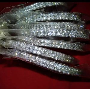 AUSTRIAN CRYSTAL SEMANARIO CUFF BANGLES